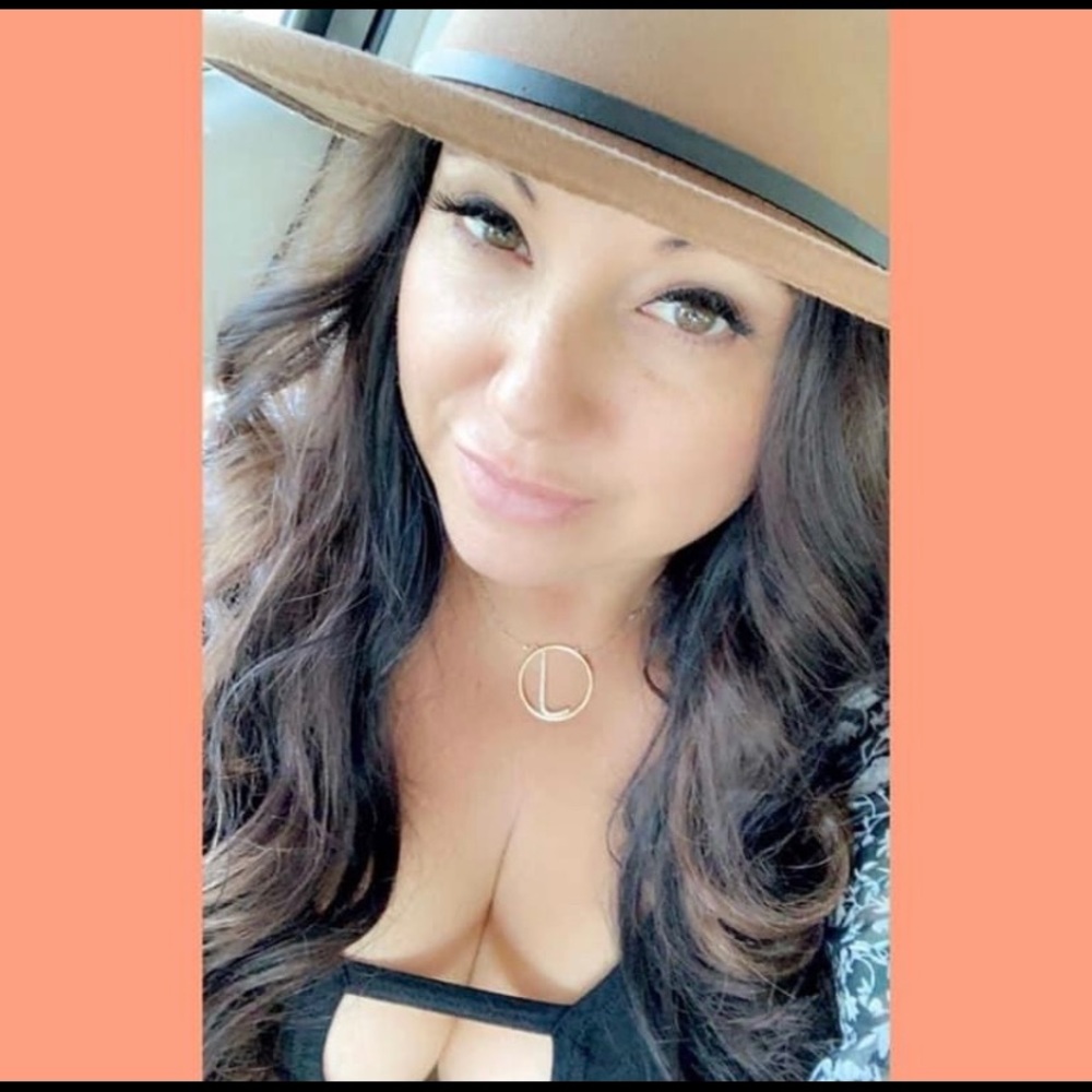 Meet your Posher, Jerrianne